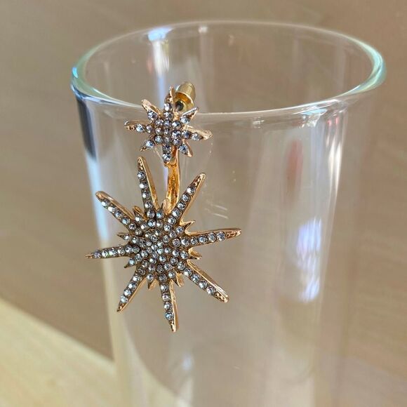 3/$25 Starburst Earring - Picture 1 of 6